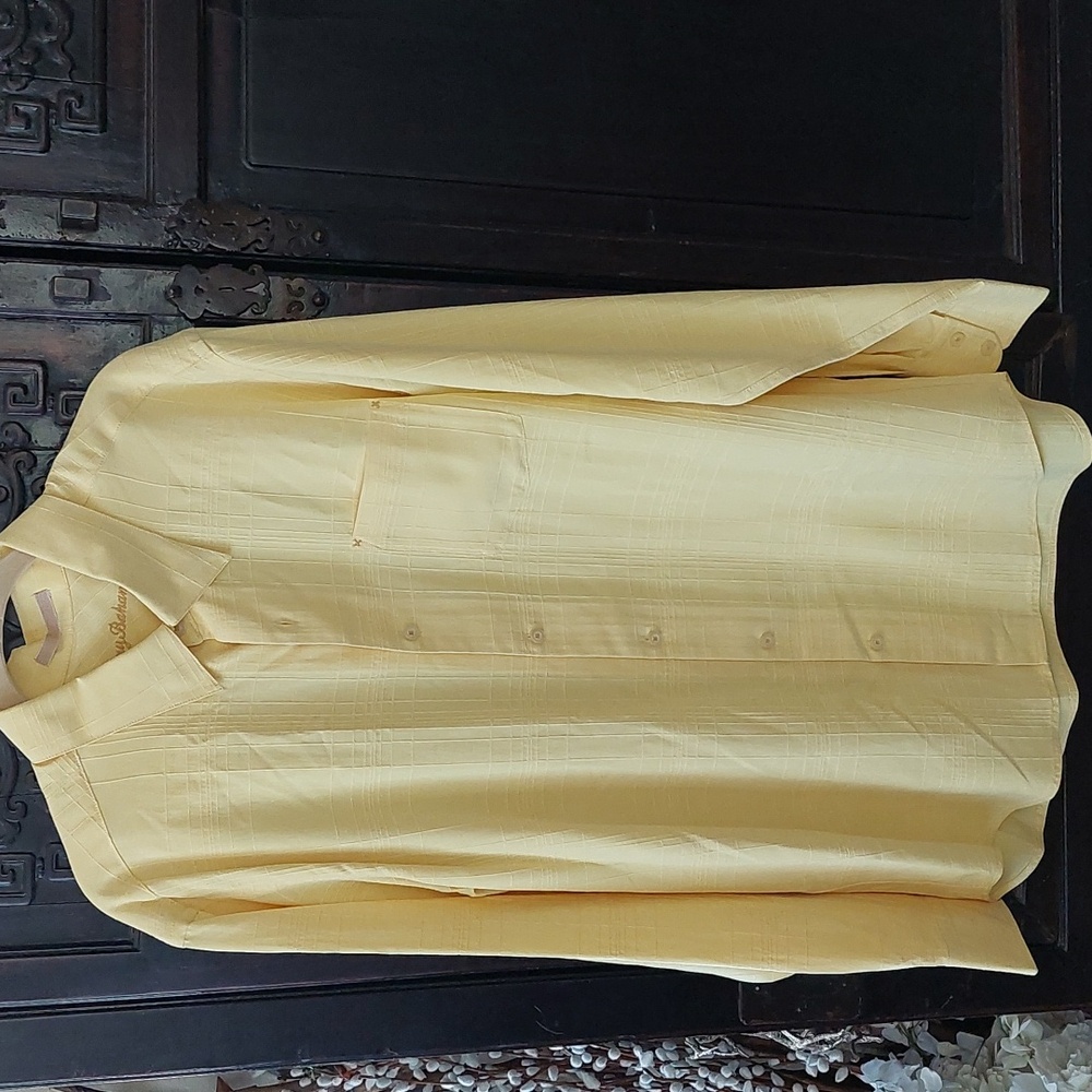 Tommy Bahama men's button down